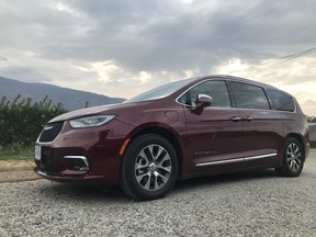 2021 Chrysler Pacifica in the clear morning, Osoyoos BC