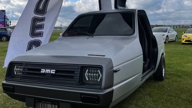 DeLorean DMC 21