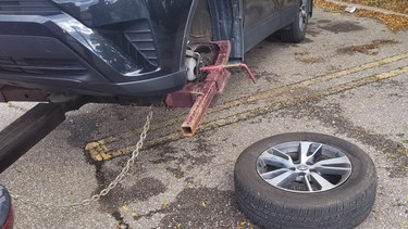 Retorque Reminder - OPP charge driver after tire comes off and damages 3 vehicles on QEW