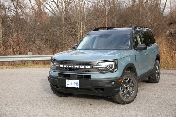 2021 Ford Bronco Sport Badlands vs 2022 Subaru Outback Wilderness | Driving