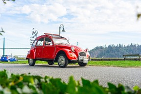 Monika der 1975er Citroën 2CV