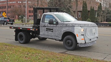 F350_XL_Chassis_Cab