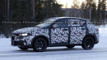 A spy shot of the upcoming 2023 Alfa Romeo Tonale