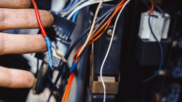 Poor-quality DIY electrical repair