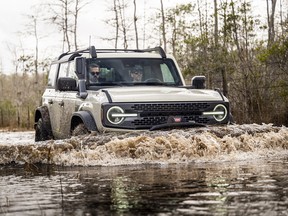 2022 Ford Bronco Everglades