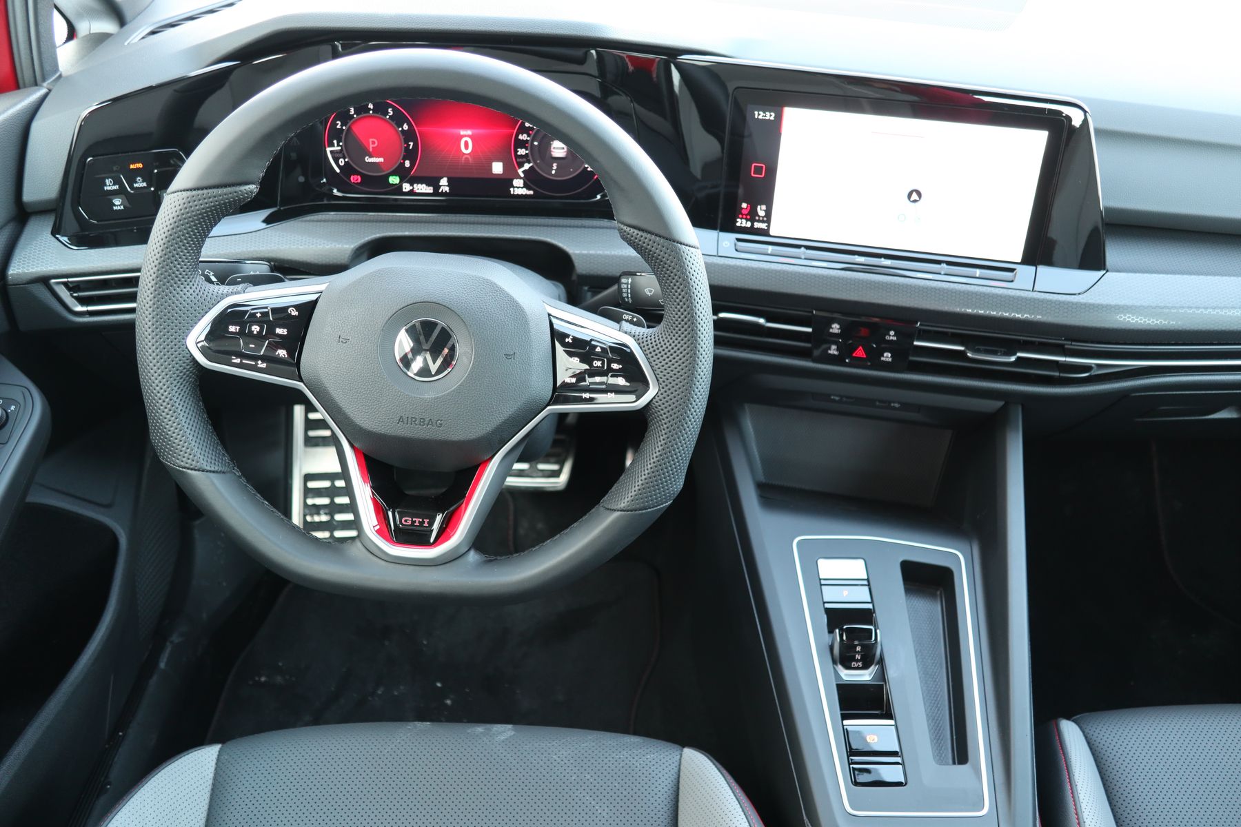 2022 Volkswagen Golf GTI Performance