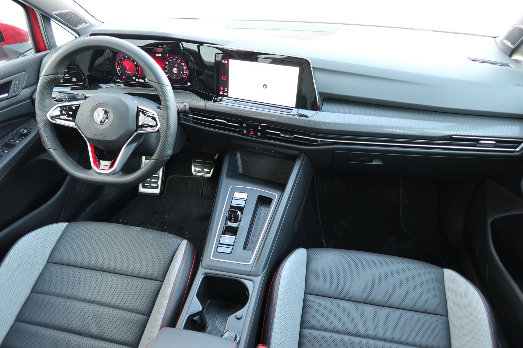 2022 Volkswagen Golf GTI Performance