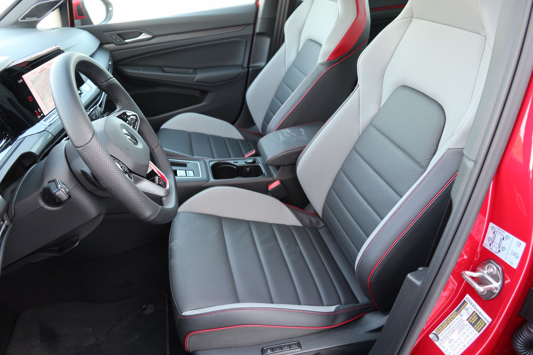 2022 Volkswagen Golf GTI Performance