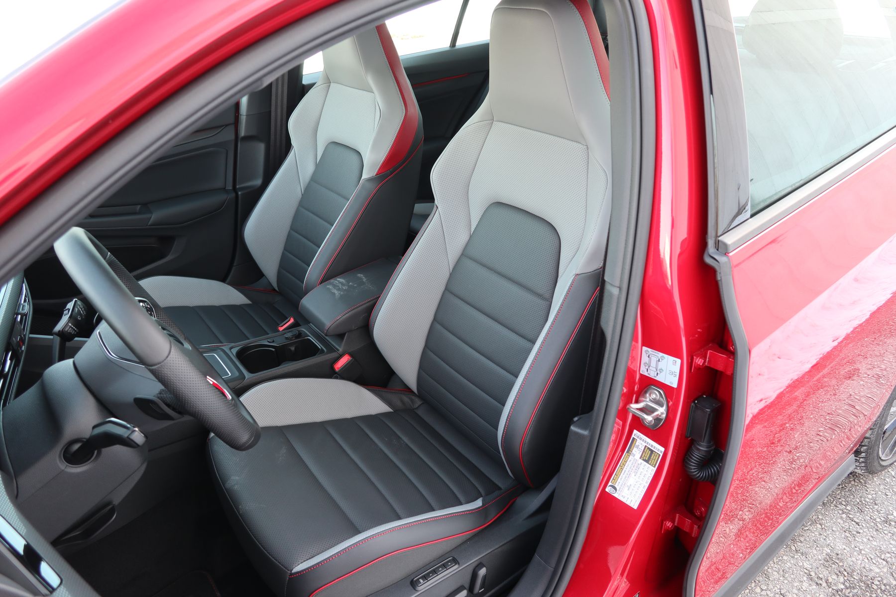 2022 Volkswagen Golf GTI Performance