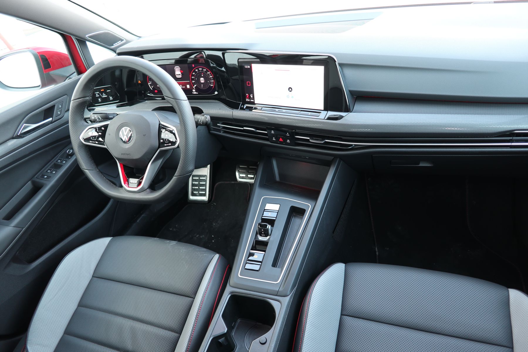 2022 Volkswagen Golf GTI Performance