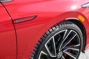 2022 Volkswagen Golf GTI Performance