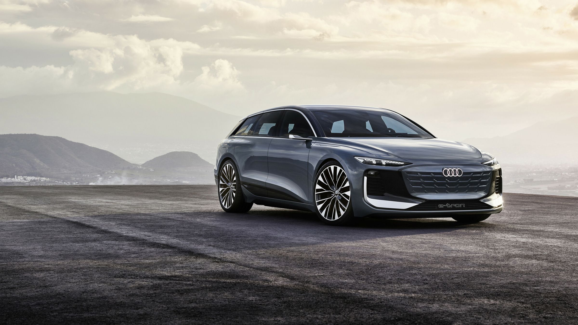 2023 Audi e-tron - News, reviews, picture galleries and videos