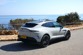 2023 Aston Martin DBX707