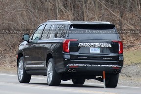 GM Authority on X: 2024 GMC Yukon Refresh Spied For The Very First Time    / X