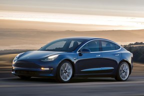 Ein Tesla Model 3