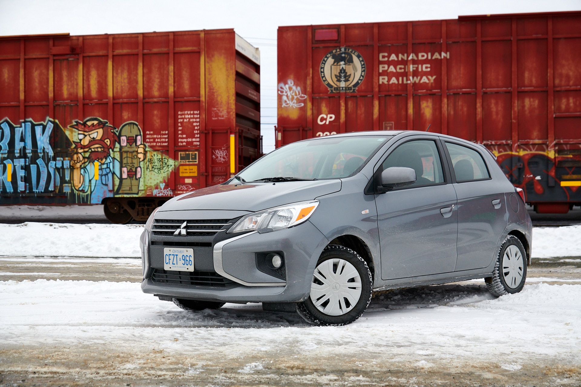 Mitsubishi Mirage ES