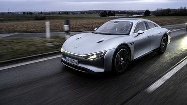 The Mercedes-Benz VISION EQXX sets efficiency record – over 1,000 km on a single battery charge and average consumption of 8.7 kWh/100 km