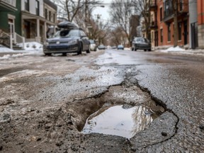 Jusqu'au 3 mai, votez pour "votre" route défoncée auprès de CAA-Québec. Et qui sait, elle sera peut-être nommée au Palmarès des pires routes 2023... ce qui devrait hâter sa réfection!