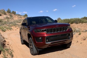 2022 Jeep Grand Cherokee Overland