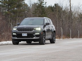 2022 Jeep Grand Cherokee Summit Reserve