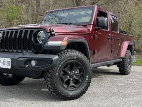 2022 Jeep Gladiator Willys