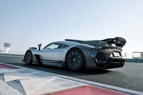 Mercedes-AMG ONE (Kraftstoffverbrauch gewichtet, kombiniert: 8,7 l/100 km; CO2‑Emissionen gewichtet, kombiniert: 198 g/km; Stromverbrauch gewichtet, kombiniert: 32 kWh/100 km) // Mercedes-AMG ONE (fuel consumption weighted, combined: 8.7 l/100 km; CO2 emissions weighted, combined: 198 g/km; electricity consumption weighted, combined: 32 kWh/100 km)