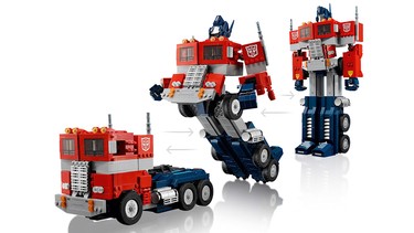 A LEGO 'Transformers' replica of Optimus Prime