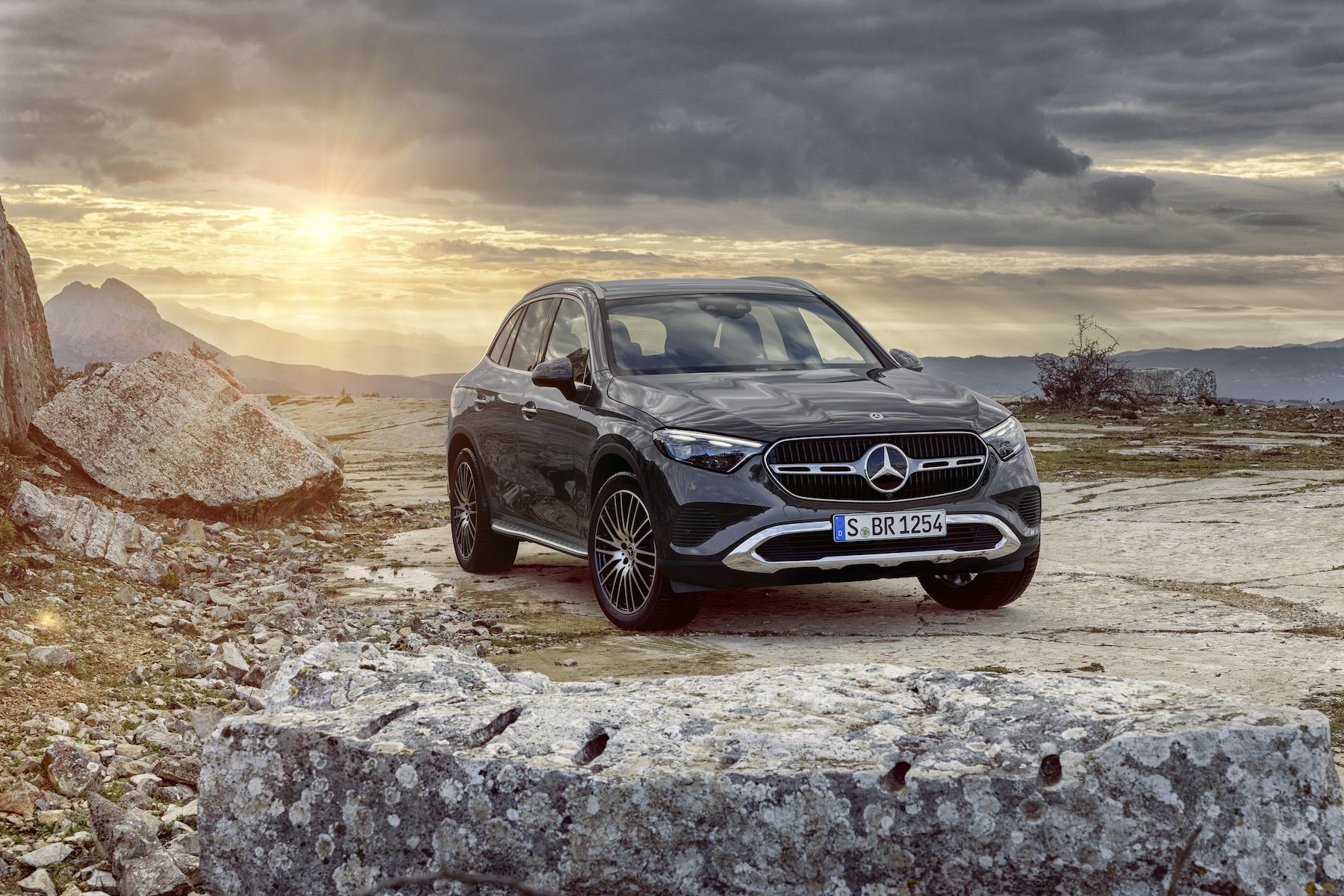 Great Little Crossover: Mercedes' new GLC goes hybrid