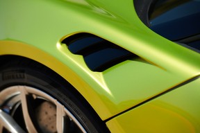 2022 McLaren Artura