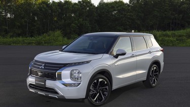 2023 Mitsubishi Outlander PHEV