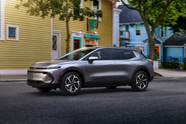 2024 Chevrolet Equinox EV Reveals Canadian Pricing Around 35 000 Driving