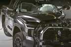 2022 Toyota Tundra Crew Cab meistert IIHS-Crashtests