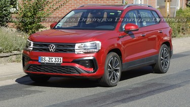 Spy shot of secretly tested Volkswagen Taos/Tharu