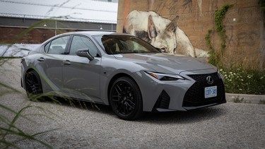 2022 Lexus IS500