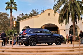 2023 Honda CR-V Hybrid Touring AWD