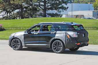 2024 Ford Explorer ST spied with a minor facelift | Driving