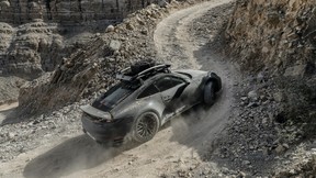 Porsche 911 Dakar