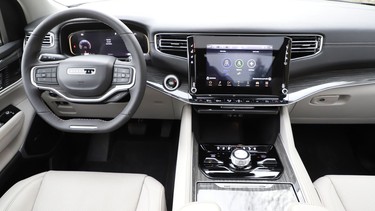 2022 Jeep Wagoneer Series II interior