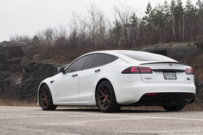 Tesla Model S Plaid