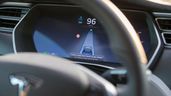 Tesla öffnet Schleusen für Besitzer, um automatisiertes Fahren zu testen