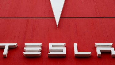Tesla Motors Canada ULC has applied to the Canadian Radio-television and Telecommunications Commission for a licence “to manage or operate or resell” international telecommunications services.
