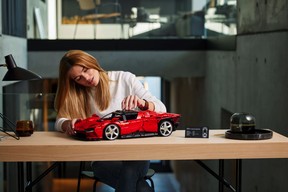 LEGO Ferrari Daytona SP3 Technic
