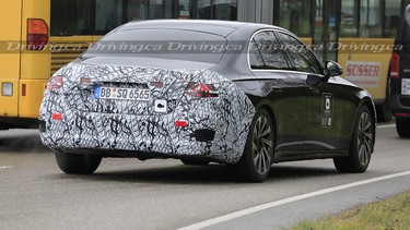 Spy shot of secretly tested 2024 Mercedes-Benz E-Class