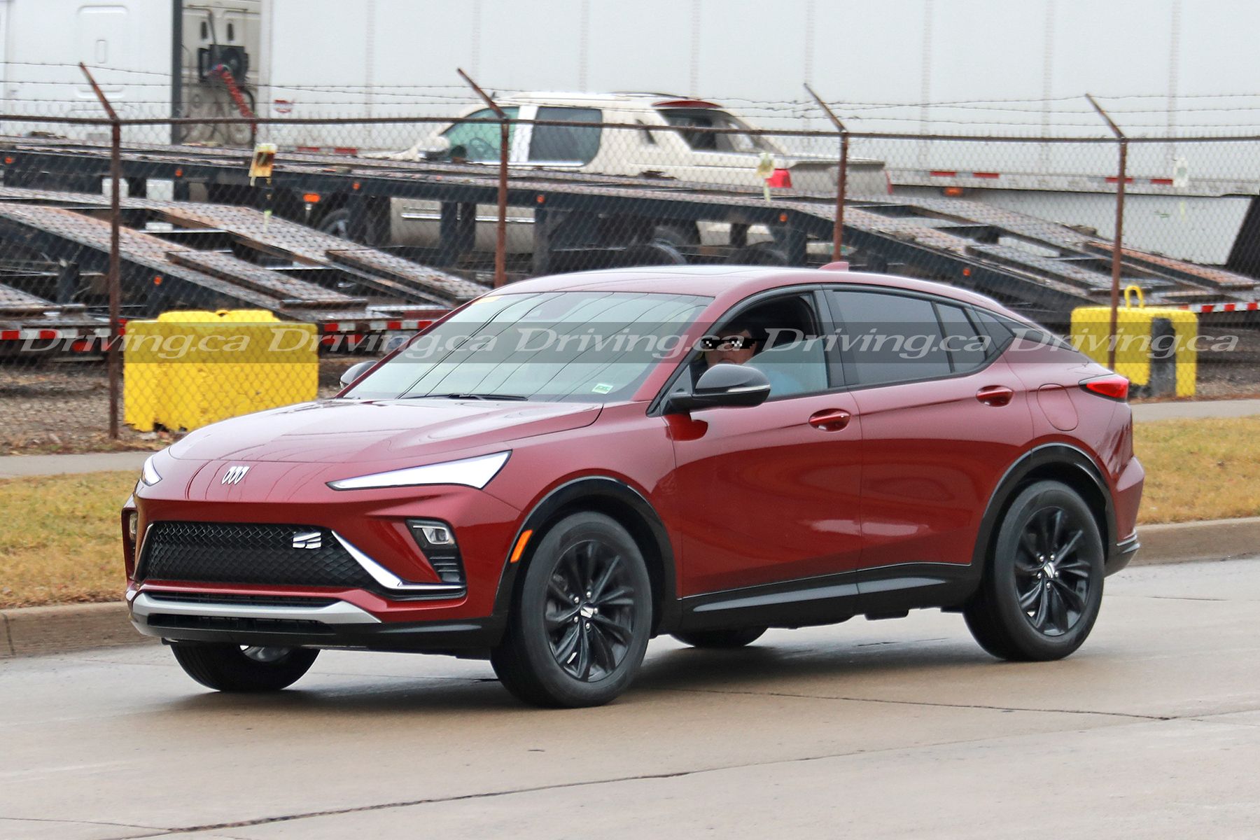 2024 Buick Envista Cupholder Test: Can Nalgene Bottle Fit? - Autoblog -  Global Village Space