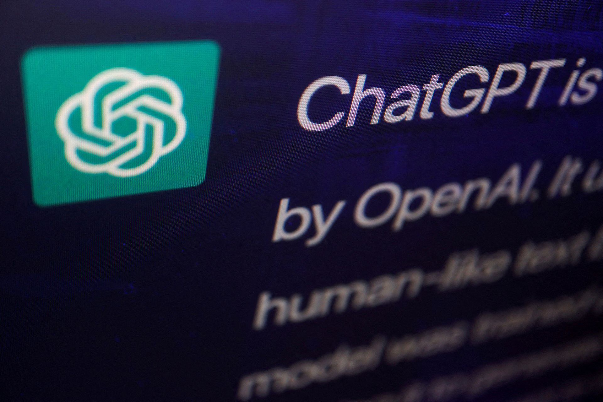 GM, Microsoft explore using ChatGPT in vehicles