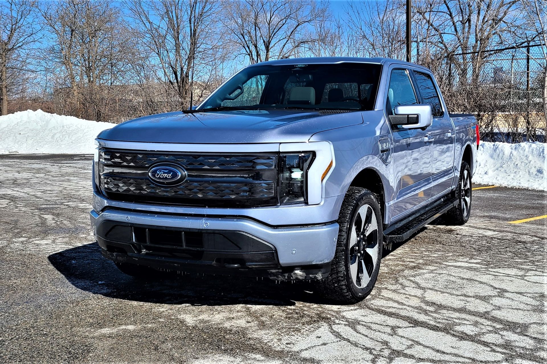 this-just-in-ford-increases-f-150-lightning-msrp-by-5-000-for-2023