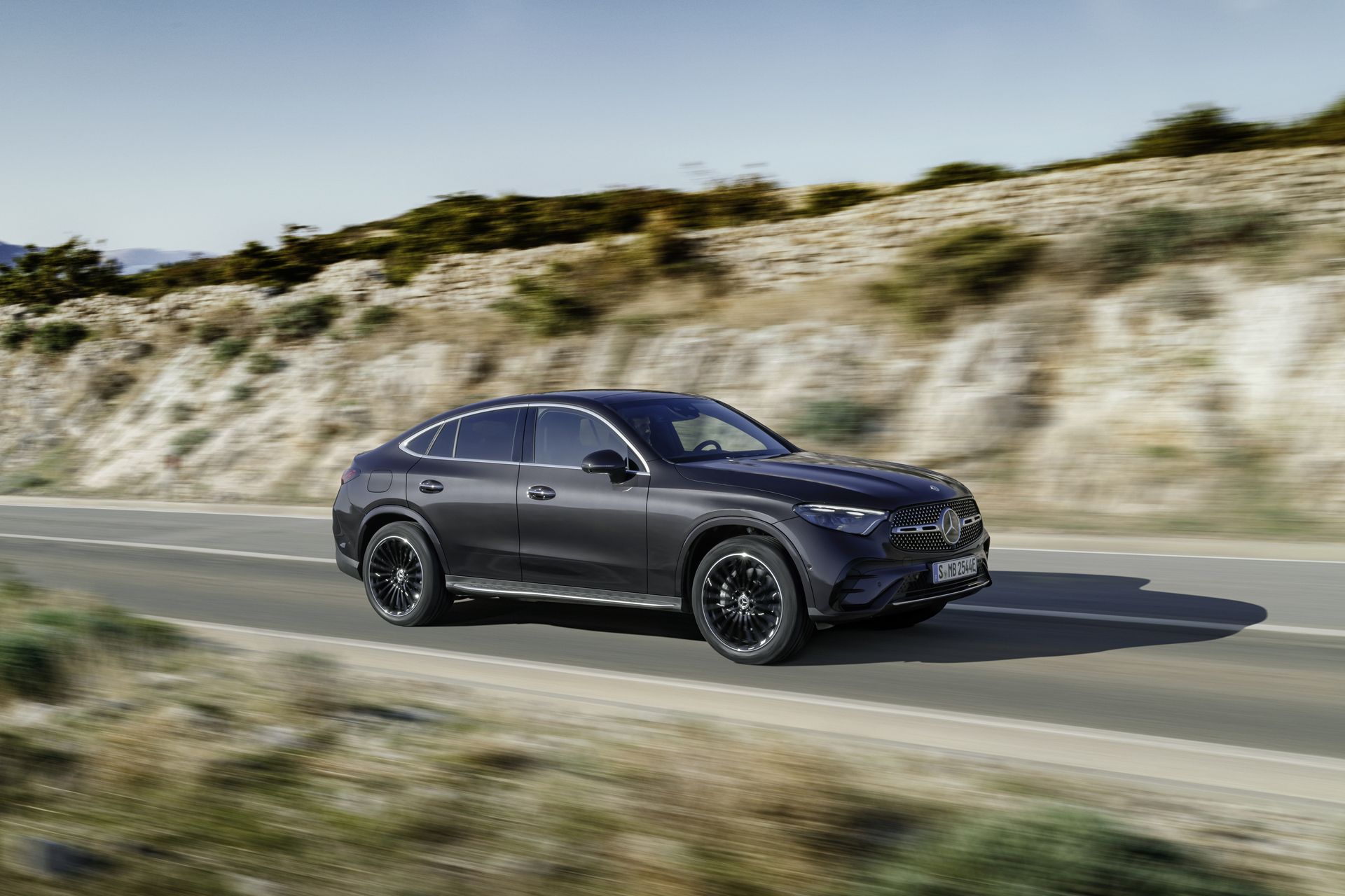 MercedesBenz unveils its new 2024 GLC Coupe Driving