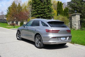 2023 Genesis Electrified GV70 Prestige AWD 04 bHarper