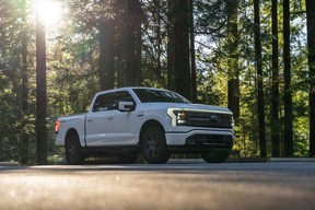 2024 Ford F-150 Lightning Lariat