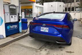 Toyota Mirai fuelling